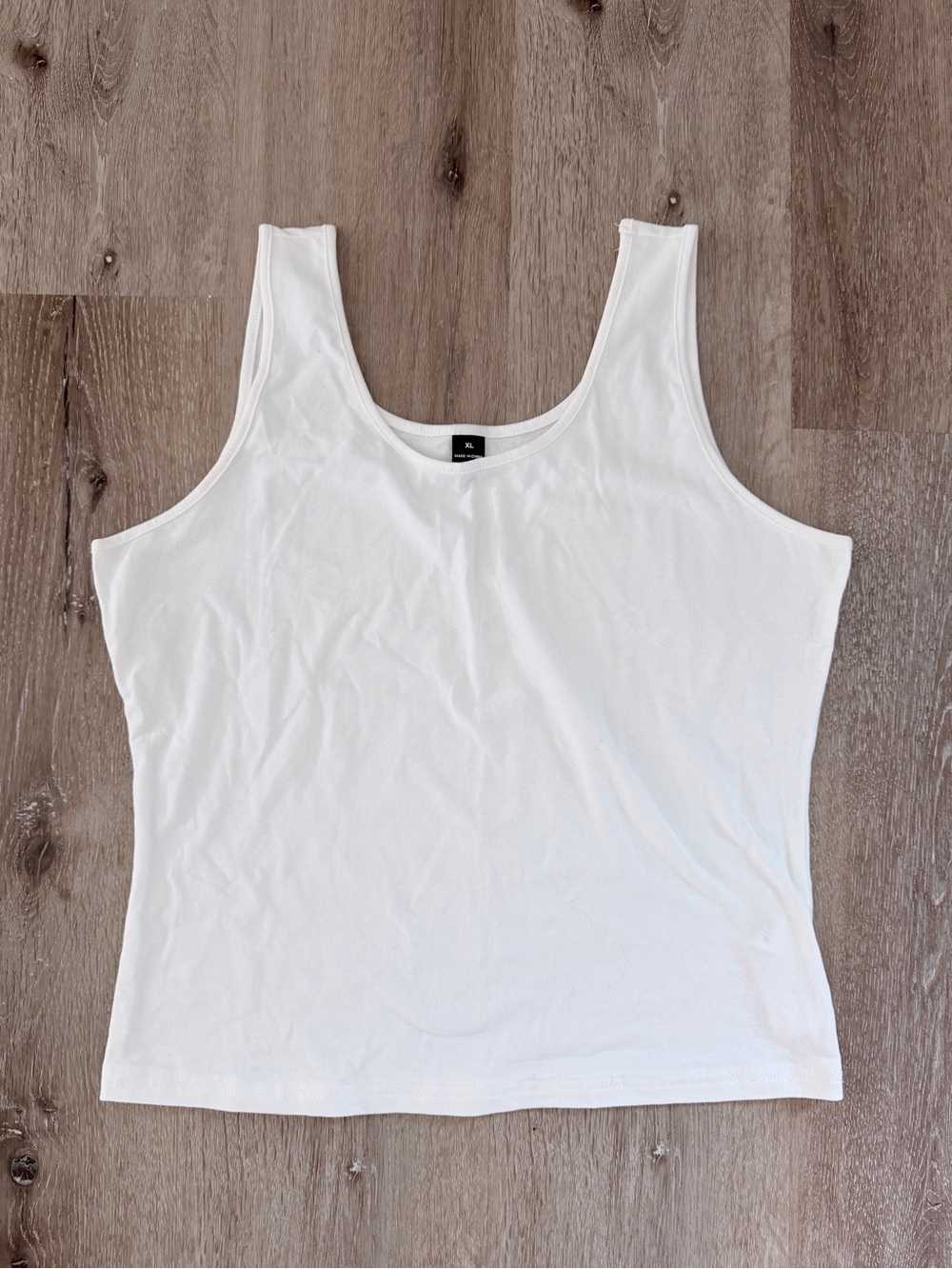NWOT Classic White Scoop Neck Tank Top